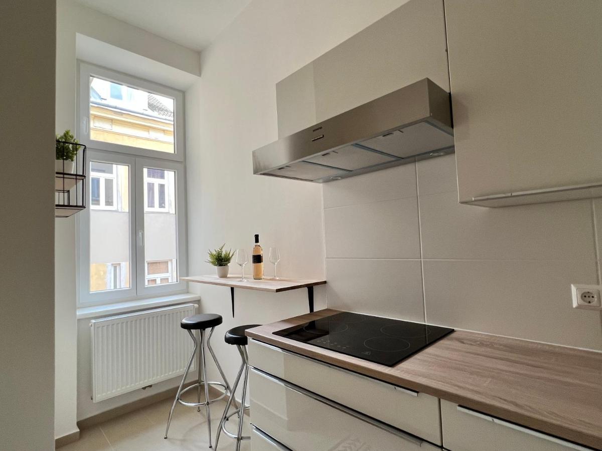 New Exclusive 100M2, Top Location! Wien Eksteriør billede